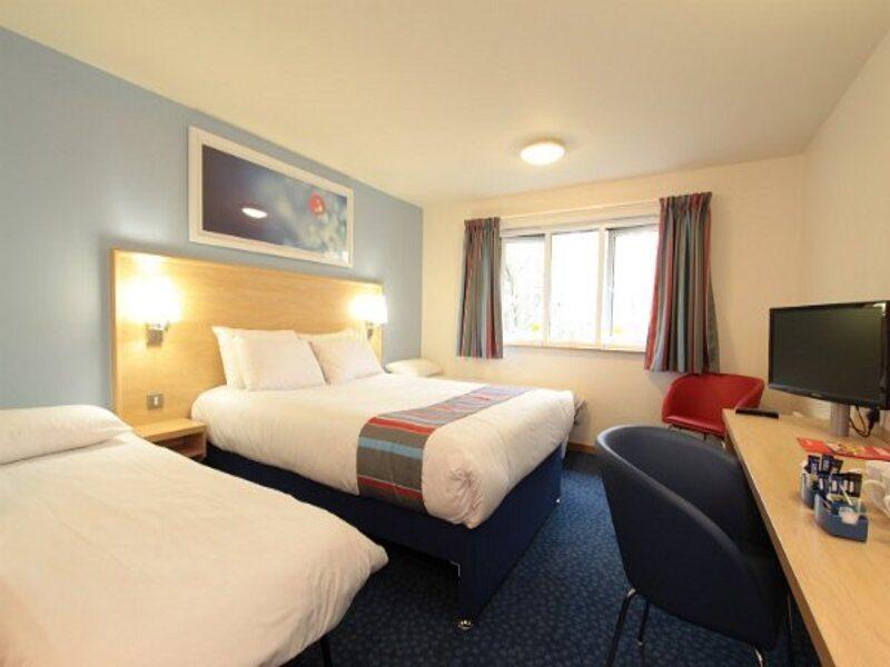 Travelodge Southampton Central Exterior foto